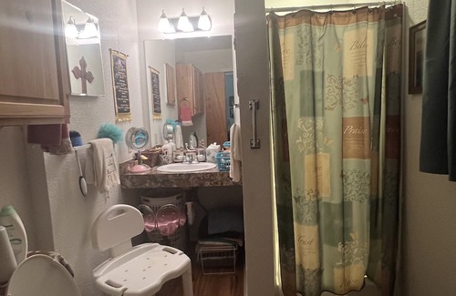 Greenville House | House for Rent for Eclipse Weekend - Available Thursday - Tuesday
