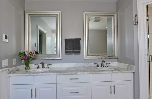 Easton's Point House | 7 Bedroom, oversized lot, back decks, walk to beach, water views, 2 living units