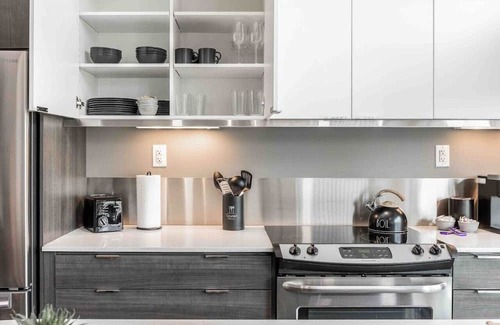 Cultural District Apartment | Luxury Penthouse Suite In The Heart Of Downtown