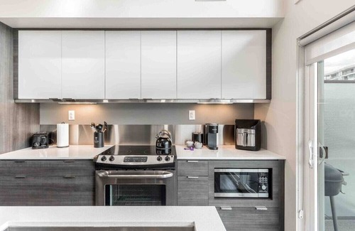 Cultural District Apartment | Luxury Penthouse Suite In The Heart Of Downtown