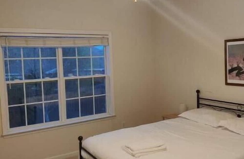 Evans House | Masters Rental, 20 min drive