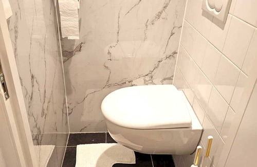 Lisse City Center Apartment | Homerez - Beautiful apartement for 2 ppl. with terrace at Lisse
