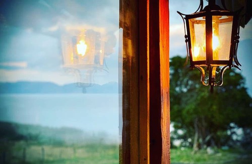 Tunja Cabin | Cabaña a Orilla del Lago de Tota, Parqueadero Privado, Playa Privada,mascotas si