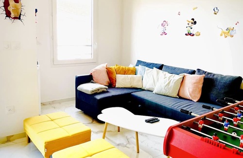 Bussy-Saint-Georges Apartment | Nouveau Disney Appartement 10pers + Parking + Netflix + Wifi + Nerf