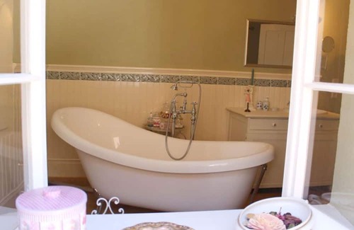 Dhron Apartment | Historical Moselle House in Neumagen-Dhron