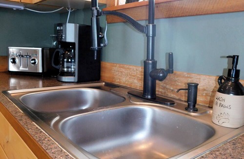 Ashton Cabin | Fisherman's Delight! Family friendly cabin with Teton Mountain views!