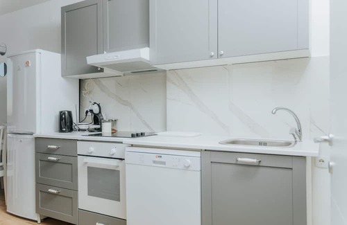 Novi Beograd Apartment | Modern spacious 110m2 3-bedroom with unique view