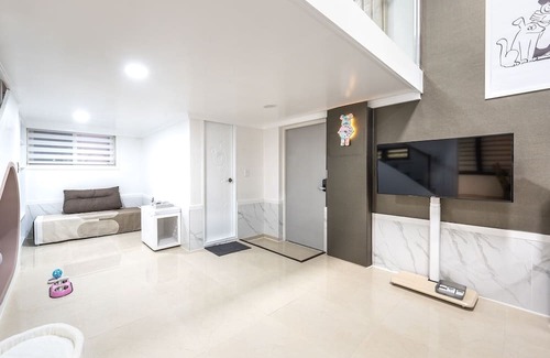 Oeseo House | Gapyeong Mountain Dog Pool Villa
