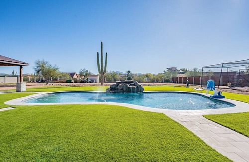 East Mesa House | Spacious desert oasis! Room to play, tons of parking!