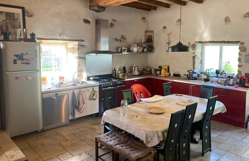 Mendionde House | Au Cœur du Pays Basque, Maison Style Basque Rénovée, Beaucoup de Charme