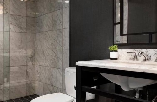 Logan Circle House | 2 Standard Two Queens at Viceroy Washington DC, Bring Your Pets, Onsite Pool!