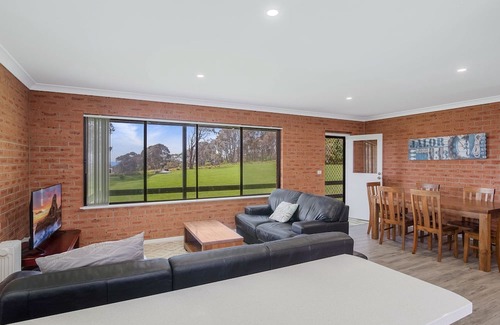 Barragga Bay Apartment | Cuttagee Beach Cottages 6