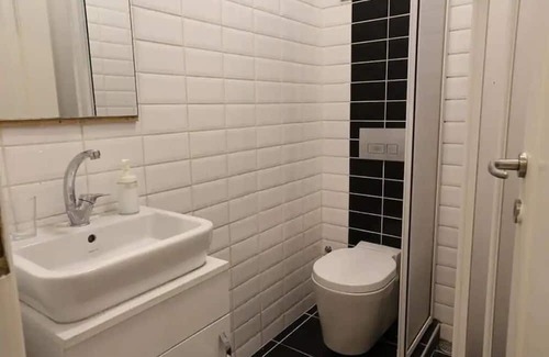 Talimhane House | Studio Apartment with Private Garden in Taksim area