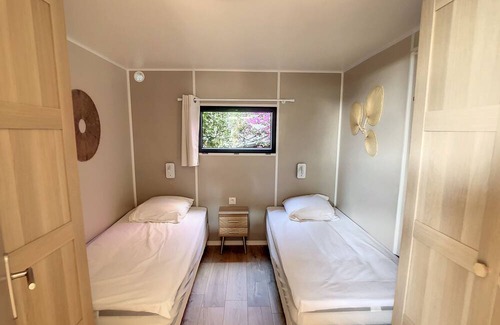 Le Dramont Ski Chalet | Kabane Bohème - Vue Exceptionnelle sur le Cap Estérel, L'ile D'or et St-tropez