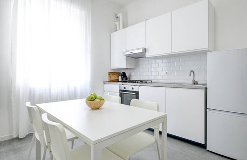 Borgo Milano Apartment | Casa Mac - NEW and COMFORTABLE - near the center and station