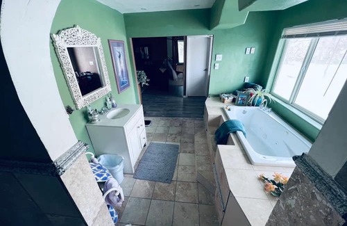 Sunrise Manor House | Our Home, Your Getaway!