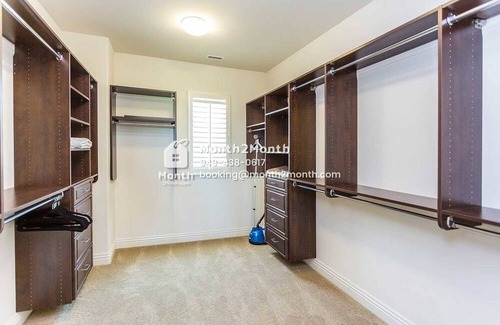 Irvine House | Cummings Bay #6747