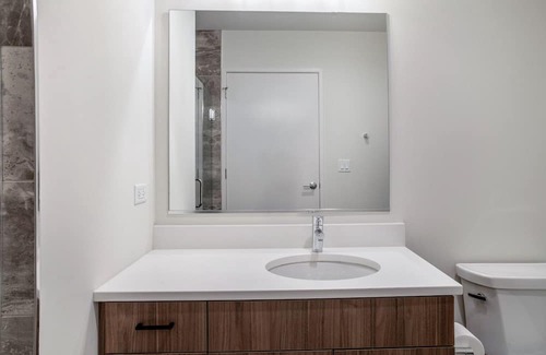Logan Square Apartment | Amazing Logan Square 1BR w/ Pool, Lounge & Gym nr L, by Blueground