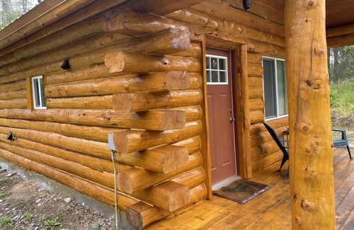 Knik-Fairview Cabin | Private Little Cabin On The Hill.