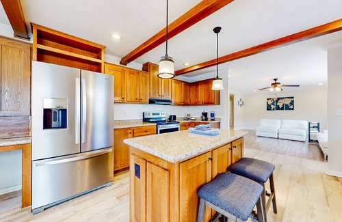 Dandridge House | Sunny dog-friendly home with a pool, balcony, smart TVs, washer/dryer, & AC