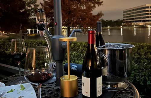 The Woodlands Apartment | "Escape to Serenity: Your Waterfront Retreat in Hughes Landing, The Woodlands"