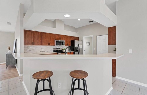 White Marsh House | Panoramic Golf Course Views in Rotonda! Proximity to world-class beaches!
