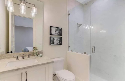 Moorings House | New Moorings Rental w/4BR, 4.5 Bath, Den & Pool