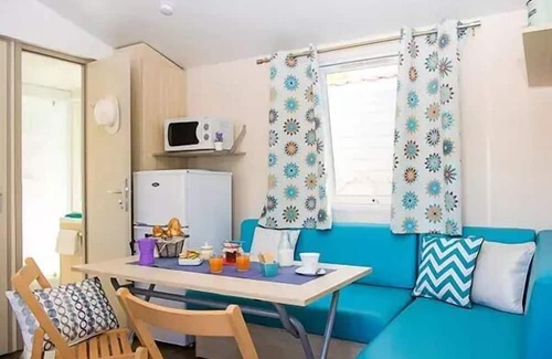 Berny Riviere House | La Croix du Vieux Pont campsite* - Classic 3-room mobile home for 4/6 people