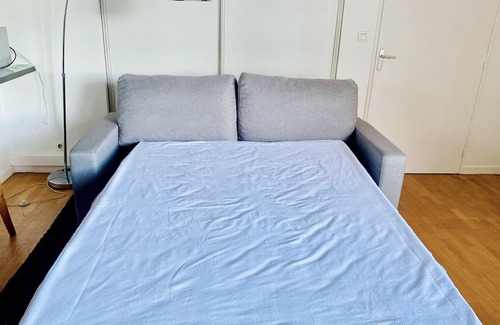 Faubourg de l'Arche Apartment | Comfortable 50 m² apartment with parking