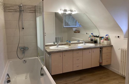 Le Parc Saint-Maur House | Belle Maison au Calme à 40 min des Installations des Jeux Olympiques Paris 2024