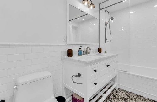 Gowanus Apartment | Stylish 2BR Loft - Carroll Gardens - Prime area