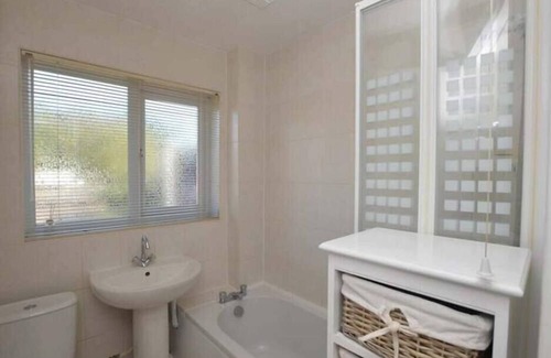 St Albans House | Cosy and Peaceful 3B Home in Sandridge, St Albans