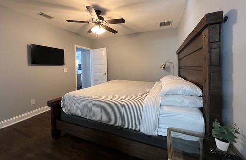 Springfield Cottage | Charming 2-bedroom Cottage in Springfield