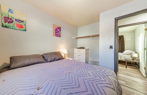 Bayshore - Klatt Apartment | Cozy South Anchorage Apartment Unit!