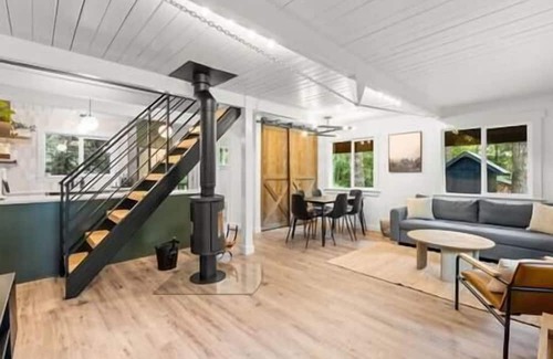 Ariel Cabin | 2 Cabins by Lake Merwin + HotTub