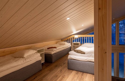 Yllasjarvi Cabin | Newly-build Miilu Cabin B2 at Ylläsjärvi Lake