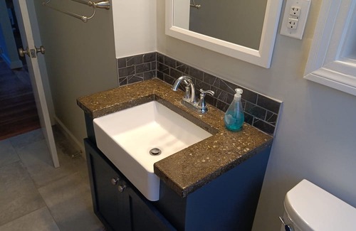 Gloucester House | Cozy 2 bedroom between the beach and downtown