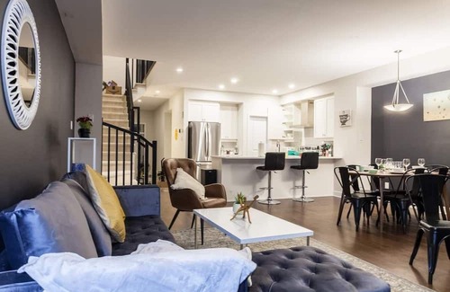 Ottawa Division House | Canada - Ottawa House