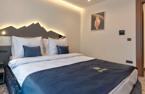 Zlatibor Apartment | Privately managed apartment in QUEEN OF ZLATIBOR SPA HOTEL. FREE BREAKFAST!