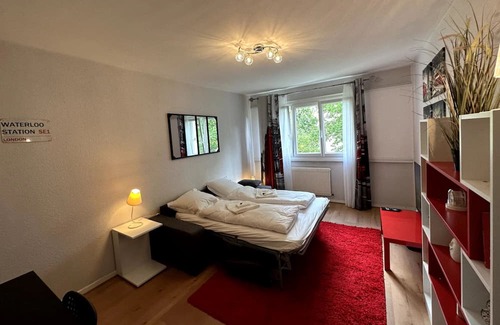 Annemasse Apartment | Apartment 'Royale London Signature' with Wi-Fi