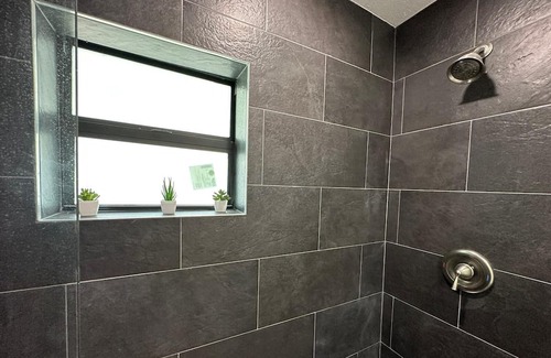 Tamiami Apartment | close to Kendall Hospital and FIU + private bathroom + entrance