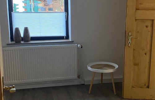 Heinebach Apartment | Ferienwohnung 2-4 Personen. Bahnhofsnah. Direkt an der B83