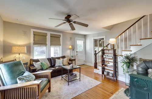 Charlottesville House | Hidden Charlottesville Home: 4 Mi to Downtown!