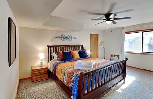 Ruidoso House | Summit View Lodge | Spacious Home + Game Room & Mountain Views