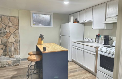 Fayetteville Apartment | Fayetteville stay for 5