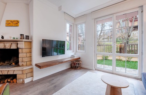 Sapanca Villa | Villa with Spacious Garden in Sapanca