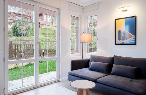 Sapanca Villa | Villa with Spacious Garden in Sapanca