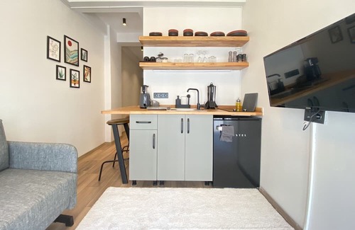 Cihangir Apartment | Compact Flat 5 min to Taksim Ave in Beyoglu
