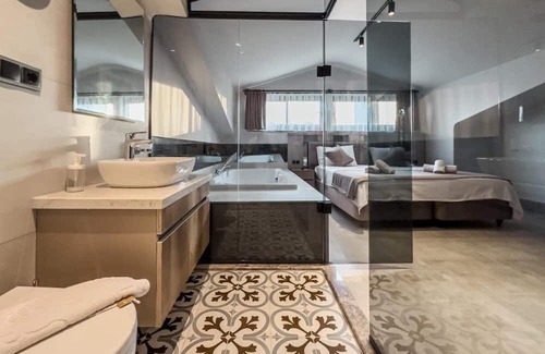 Fethiye City Center Villa | Luxurious Villa w Pool Sauna Patio in Fethiye