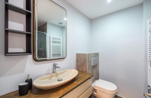 Ankara Apartment | Luminous Flat 7 min to Arcadium Mall in Ankara